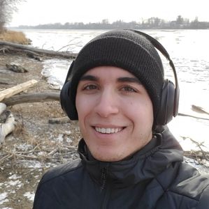 Meet your Posher, Maxime